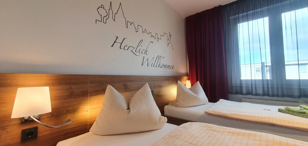 Hotel Wettiner Hof Риза Екстериор снимка