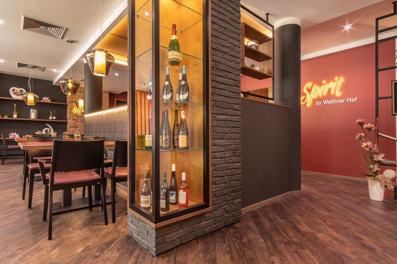Hotel Wettiner Hof Риза Екстериор снимка